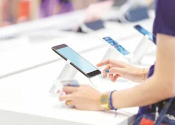 Xiaomi’s India Smartphone Revenues Nosedive 45% in Q1 Despite Premium Push