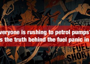 EveryoneisrushingtopetrolpumpsHeresthetruthbehindthefuelpanicinIndia.jpg-ezgif.com-optijpeg